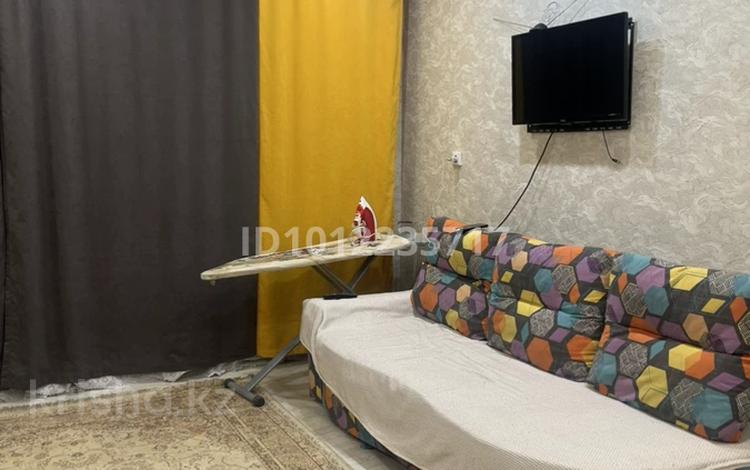 2-комнатная квартира · 50 м² · 1/5 этаж, Мамбетова 17 — Вокзал, площадь, 7 школа , отбасы банк за 18 млн ₸ в  — фото 3