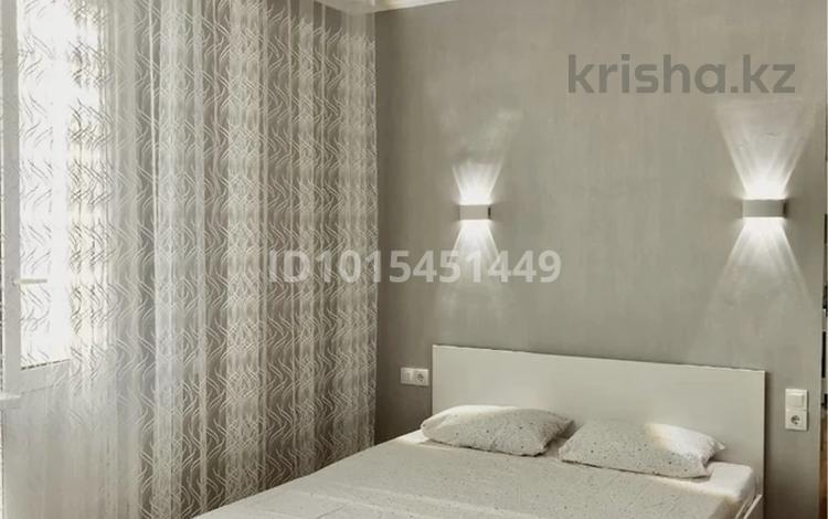 1-бөлмелі пәтер · 54 м² · 2/5 қабат, 3-ш/а. 15, бағасы: 8 000 ₸ в Актау, 3-й мкр — фото 2