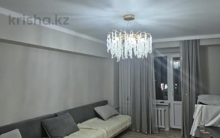 3-бөлмелі пәтер · 70 м² · 5/5 қабат, аксай 2 9а, бағасы: 38 млн ₸ в Алматы, Ауэзовский р-н — фото 2