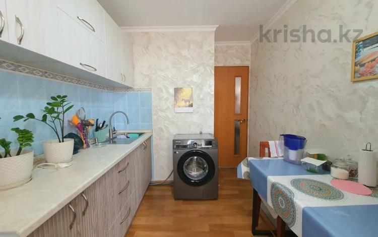 2-бөлмелі пәтер · 53 м² · 7/9 қабат, карбышева 48, бағасы: 23 млн ₸ в Усть-Каменогорске — фото 2