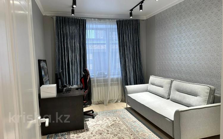 3-комнатная квартира, 96.5 м², 1/3 этаж, Ермек Серкибаева за 39 млн 〒 в Кокшетау — фото 2