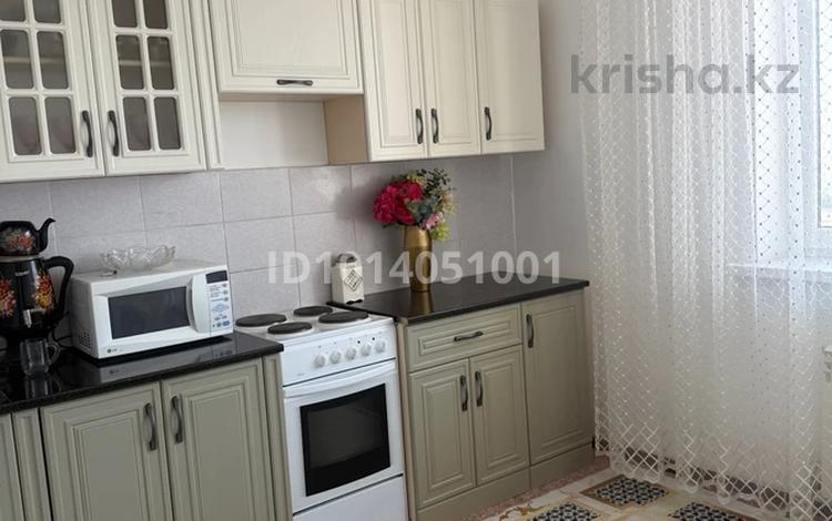 1-бөлмелі пәтер · 65 м² · 5/16 қабат, Болашак 14 — Внизу поликлиника, бағасы: 12 000 ₸ в Талдыкоргане, мкр Болашак — фото 2