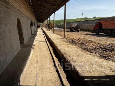 Өнеркәсіптік база, зауыттар в Шымкенте: Зауыт · 4.1 га, ЖМ Сайрам б/н — 243квартал, бағасы: 500 млн 〒 Зауыт · 4.1 га, ЖМ Сайрам б/н — 243квартал, бағасы: 500 млн 〒 в Шымкенте, Каратауский р-н