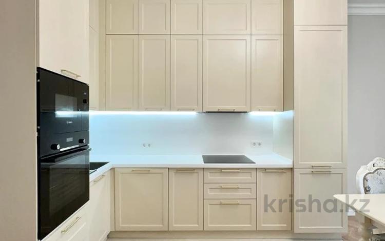 3-бөлмелі пәтер · 120 м² · 15/17 қабат, Аль-Фараби — Ходжанова, бағасы: 143 млн ₸ в Алматы, Бостандыкский р-н — фото 3