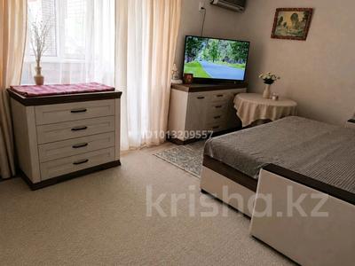 3-бөлмелі пәтер · 65 м² · 6/9 қабат, Курмангазы — Ихсанова, бағасы: 25 млн ₸ в Уральске, мкр Школьник