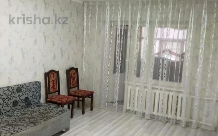 2-бөлмелі пәтер · 56 м² · 5/5 қабат, 3 мкр — Три Аллеи, бағасы: 180 000 〒 в Конаеве — фото 2