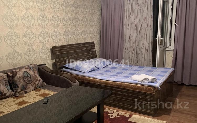 2-бөлмелі пәтер · 42 м² · 2/5 қабат, Айбергенова 1Б, бағасы: 3 000 ₸ в Шымкенте, Аль-Фарабийский р-н — фото 2