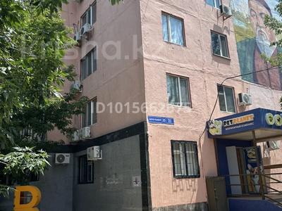 3-бөлмелі пәтер · 60 м² · 4/5 қабат, Рашидова — Володарского, бағасы: 18 млн ₸ в Шымкенте, Аль-Фарабийский р-н