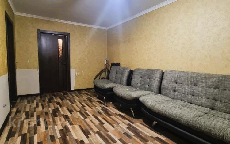 2-комнатная квартира, 45.4 м², 1/4 этаж, мкр №10 А — Шаляпина