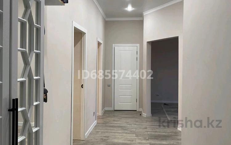 3-комнатная квартира, 100 м², 5/6 этаж, мкр. Батыс-2 228/2