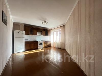 2-комнатная квартира · 81 м² · 5/5 этаж, Газизы Жубановой 48 за 22 млн 〒 в Актобе