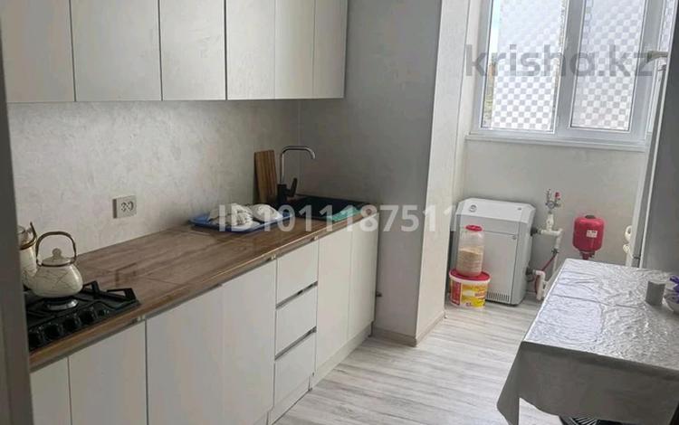 2-бөлмелі пәтер · 75 м² · 2/2 қабат, Багыт Бойжанов 12 — Пнгс 12 дом, бағасы: 150 000 ₸ в Кульсары — фото 2