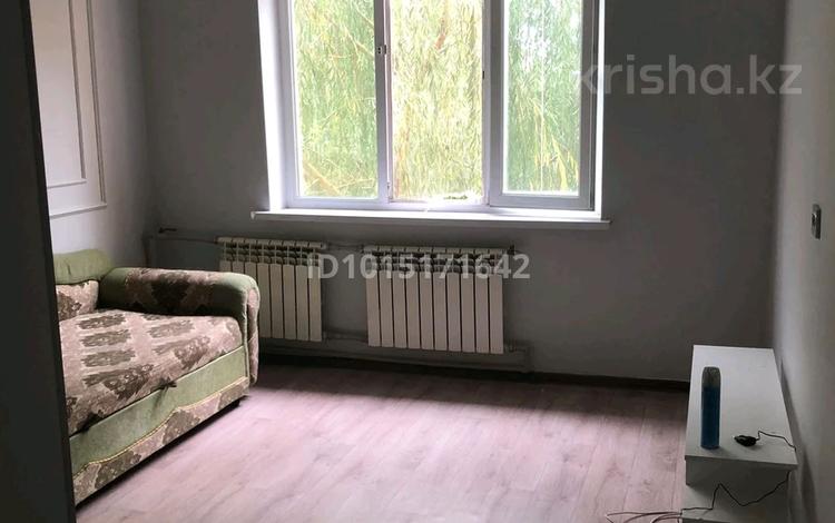 1-комнатная квартира · 52 м² · 5/5 этаж, мкр Аса 15 за 6 000 ₸ в Таразе — фото 2