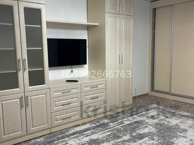 1-бөлмелі пәтер · 45 м² · 6/13 қабат, Азильхан Нуршаихов, 6/1 6/1, бағасы: 180 000 ₸ в Астане, Нура р-н