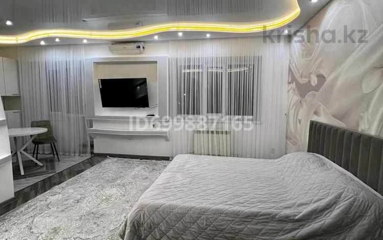 1-комнатная квартира · 50 м² · 2/5 этаж, мкр. Алтын орда, Тауелсыздык 5 за 2 500 〒 в Актобе — фото 11