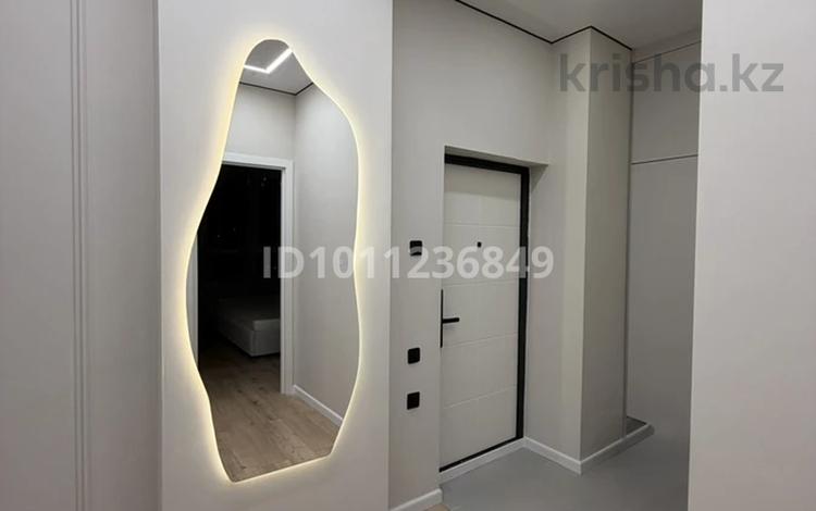 3-комнатная квартира · 65 м² · 13/18 этаж, Е-36 2, 4, 5, 9, 11 за 350 000 ₸ в Астане, Нура р-н — фото 15