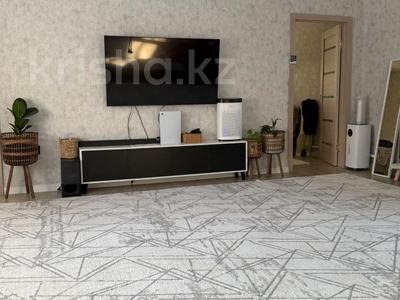 Отдельный дом · 3 комнаты · 140 м² · 5 сот., Исы Байзакова за 33 млн 〒 в Павлодаре