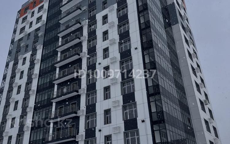 3-комнатная квартира · 118 м² · 5/13 этаж, Есенберлина 28/1 — Есенберлина 28/1 за ~ 56.6 млн 〒 в Усть-Каменогорске — фото 4