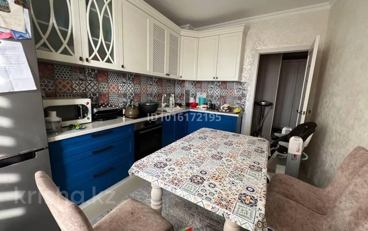 3-комнатная квартира · 79 м² · 6/12 этаж, мкр Шымсити 27 — Школы за 270 000 ₸ в Шымкенте, Абайский р-н — фото 2