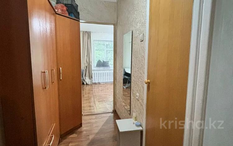 1-комнатная квартира · 30 м² · 2/5 этаж, Клочкова 137 за 220 000 ₸ в Алматы, Бостандыкский р-н — фото 2