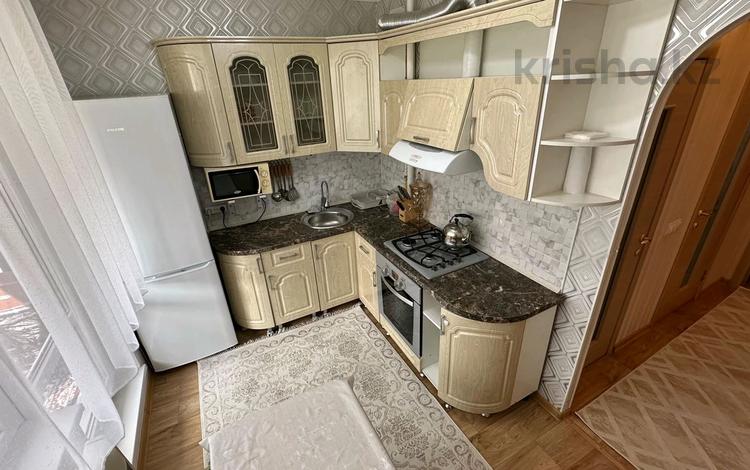 2-комнатная квартира · 52 м² · 2/9 этаж, 5 микр 39 за 180 000 ₸ в Аксае — фото 2