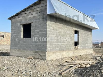 Отдельный дом · 2 комнаты · 50 м² · 6 сот., Ысмайлов 19а за 4.5 млн 〒 в Жамбылской обл., Байзак