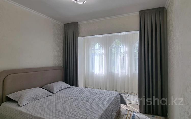 2-комнатная квартира · 55 м² · 3/5 этаж, мкр Север 3 — напротив Магнум, 46 школа, за Остановкой за 26 млн ₸ в Шымкенте, Аль-Фарабийский р-н — фото 2