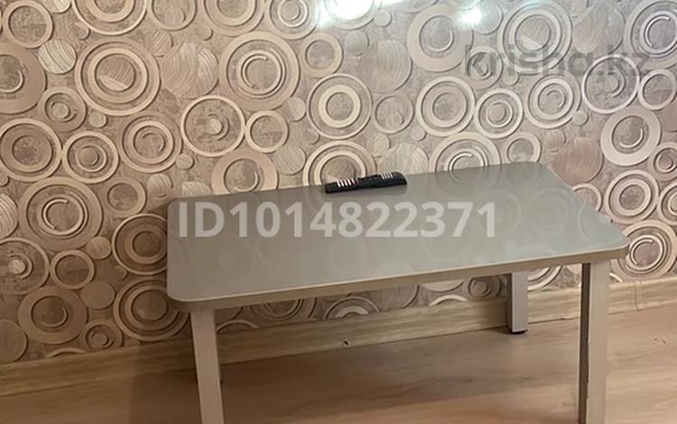 1-бөлмелі пәтер · 40 м² · 1/5 қабат, Абылайхана 9/2 — Район НИИ травматологии. ЕНУ. Встреча. Казахстан. Кенесары, бағасы: 15 000 ₸ в Астане, Алматы р-н — фото 2