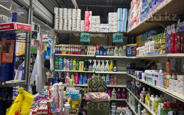 Торговое помещение из 3 объединённых бутиков в универ-рынке · 12 м² за 3.5 млн ₸ в Алматы, Алмалинский р-н — фото 5