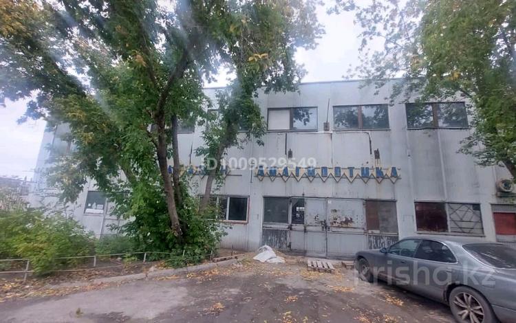 Еркін, кеңселер, қоймалар · 1365 м², бағасы: 150 млн ₸ в Караганде, Алихана Бокейханова р-н — фото 15