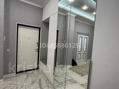 2-бөлмелі пәтер, 80 м², 14/14 қабат, 16-й мкр 67 — Трц Актау, бағасы: 25.5 млн 〒