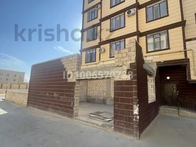 Свободное назначение, офисы, магазины и бутики, общепит, салоны красоты, медцентры и аптеки, образование, развлечения · 204 м² за 17 млн 〒 в Актау, 16-й мкр 