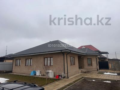 Жеке үй · 4 бөлме · 176 м² · 6 сот., 8-ой квартал 5 — Школы, бағасы: 63 млн ₸ в Кемертогане