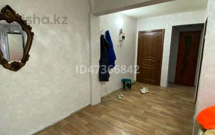 3-комнатная квартира, 60 м², 2/5 этаж, Алматинская 72 за 17.5 млн 〒 в Усть-Каменогорске — фото 6