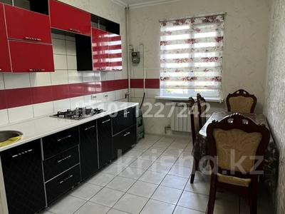 2-комнатная квартира · 63 м² · 2/6 этаж, мкр Кокжиек 35 за 35 млн ₸ в Алматы, Жетысуский р-н
