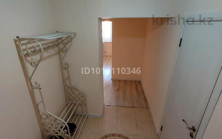 3-комнатная квартира · 70 м² · 4/5 этаж, Е495 52 за 30 млн ₸ в Астане, Есильский р-н — фото 2
