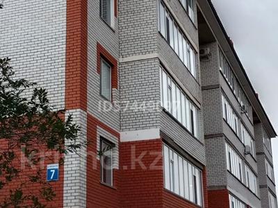 3-комнатная квартира, 96 м², 5/5 этаж, Шмид Айталиева 7 за 25.5 млн 〒 в Уральске