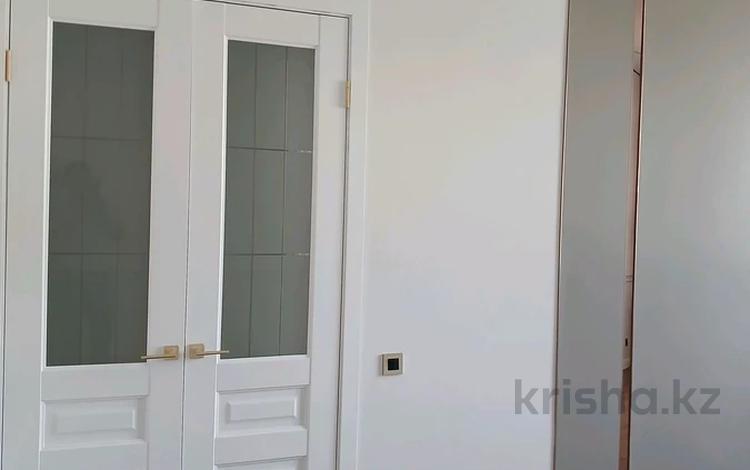 2-бөлмелі пәтер · 65.3 м² · 2/12 қабат, Жубан Молдагалиев 3, бағасы: 43.5 млн ₸ в Астане, Нура р-н — фото 13