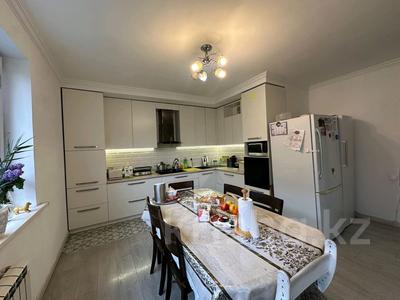 3-бөлмелі пәтер · 117 м² · 4/5 қабат, Думан-2 ш/а. 10, бағасы: 67 млн ₸ в Алматы, Медеуский р-н