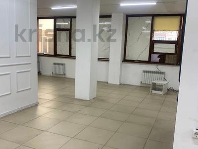 Свободное назначение, офисы, магазины и бутики, склады, общепит, салоны красоты, медцентры и аптеки, образование · 327 м² за 115 млн ₸ в Астане, Алматы р-н