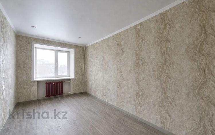 3-бөлмелі пәтер · 55.5 м² · 3/5 қабат, 1 Мая 81, бағасы: 23 млн ₸ в Костанае — фото 2