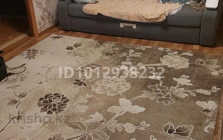 2-бөлмелі пәтер · 40 м² · 1/2 қабат, мкр Центральный, Азаттық 116а — Между маслопром и торг база, бағасы: 100 000 ₸ в Атырау — фото 2