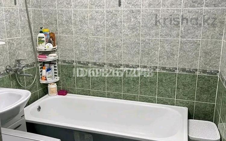 3-бөлмелі пәтер · 80 м² · 4/5 қабат, мкр Нурсая 34, бағасы: 180 000 ₸ в Атырау — фото 2
