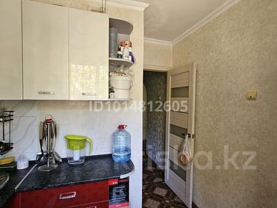 3-бөлмелі пәтер · 58.2 м² · 2/5 қабат, Ақсай-3 ш/а., бағасы: 42 млн ₸ в Алматы, Ауэзовский р-н