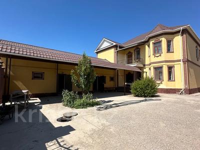 Отдельный дом · 5 комнат · 275 м² · 10 сот., Хамза Сыздықов 22 — Взетка ( ресторан Орда ) за 70 млн 〒 в 