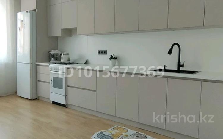 2-комнатная квартира · 77 м² · 6/9 этаж, Микрорайон Аэропорт 1, Аэропорт за 250 000 ₸ в Костанае — фото 2
