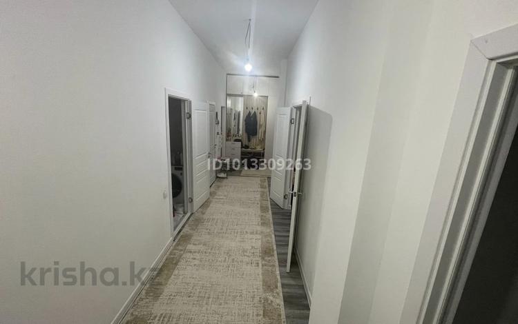3-комнатная квартира · 150 м² · 2/4 этаж, Ұғап Трумов 84 — Ақ_Шағала за 300 000 ₸ в Атырау, мкр Авангард-3 — фото 2