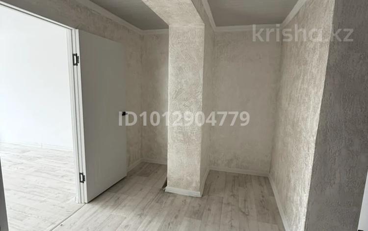 2-бөлмелі пәтер · 52.7 м² · 4/5 қабат, Валиханова, бағасы: 10 млн ₸ в Кентау — фото 2