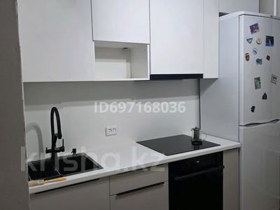 3-бөлмелі пәтер · 56 м² · 2/5 қабат, Камзина 20 — Камзина-Желтоксан, бағасы: 15 млн ₸ в Аксу