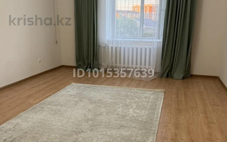 1-бөлмелі пәтер · 47 м² · 2/5 қабат, Жаңа орда ш/а. 22, бағасы: 17 млн ₸ в Уральске, мкр Жана Орда — фото 2